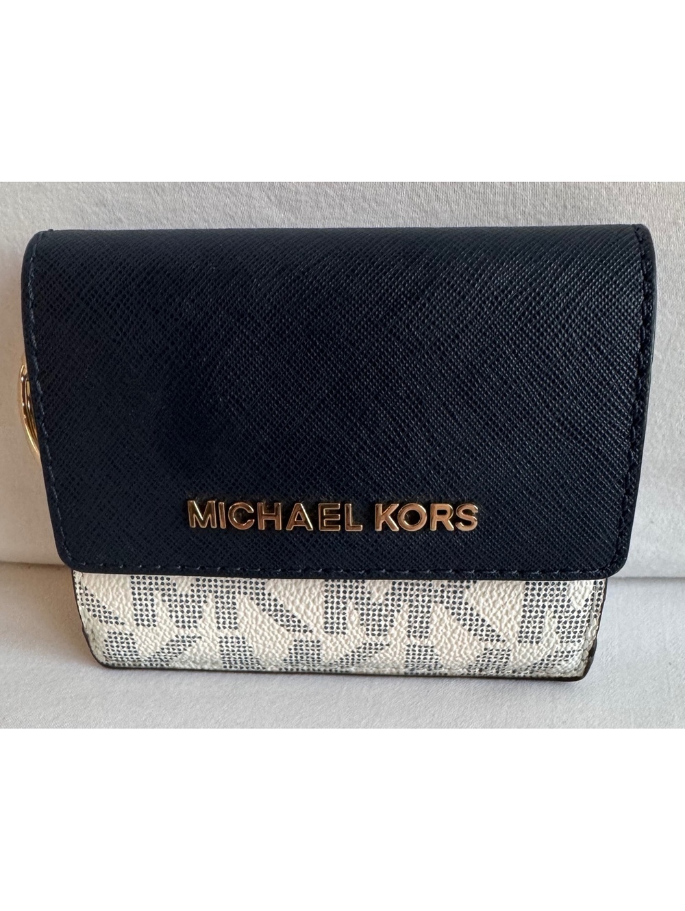 Michael Kors Jet Set Key Ring Wallet Navy White Signature Logo Saffiano ID Card